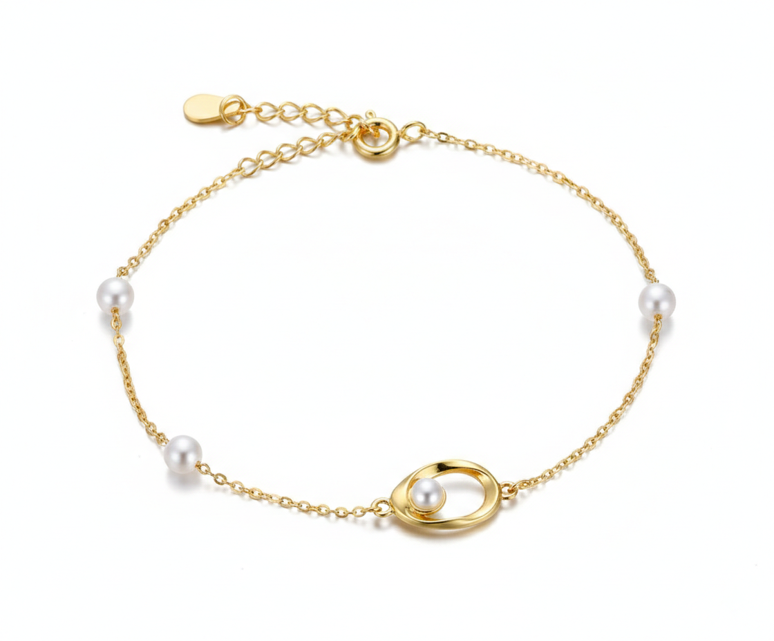 Alphalurent 925 silver necklace featuring a geometric Möbius twist pendant holding a single white pearl. (For the gold bracelet image): Gold-plated Alphalurent bracelet with a twisted pearl charm and two accent pearls on a delicate chain.